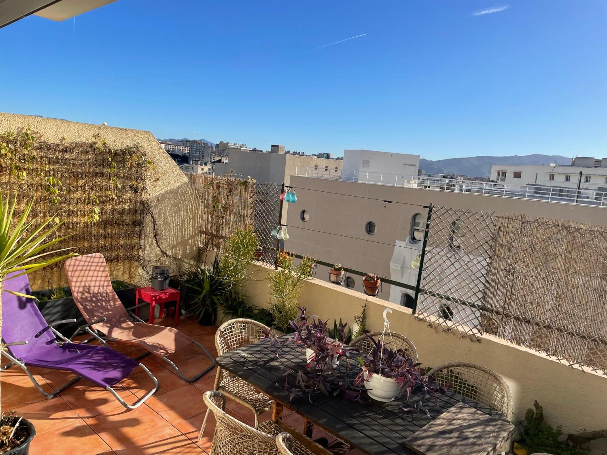 4 Personnes Appart 60 M2 Terrasse 35M2 Sejour Sud 2 Vraies Chambres Gare Saint-Charles Universite マルセイユ エクステリア 写真